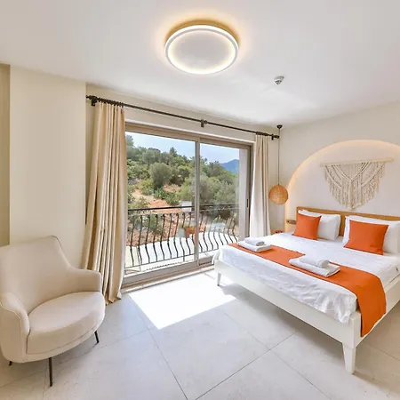 Pastel Hotel